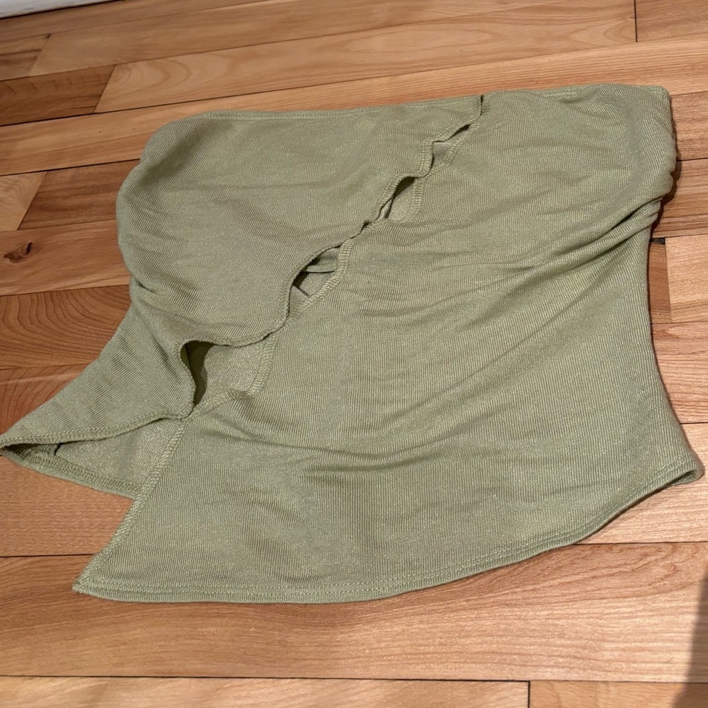 Rumored strapless top with diagonal cut outs